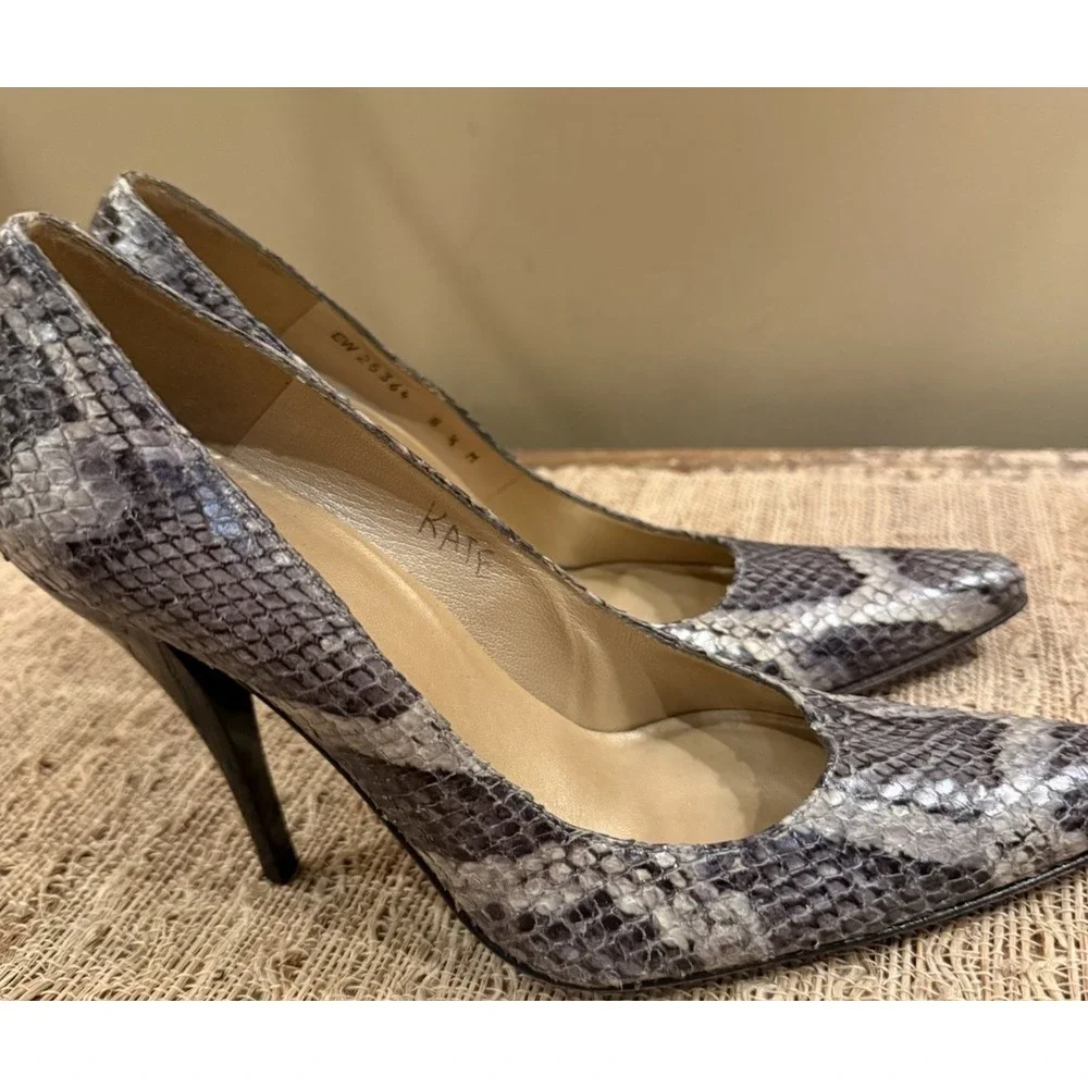 Stuart Weitzman Genuine Grey Snakeskin Stiletto Heels‎ Pointed Toe Size 8.5M